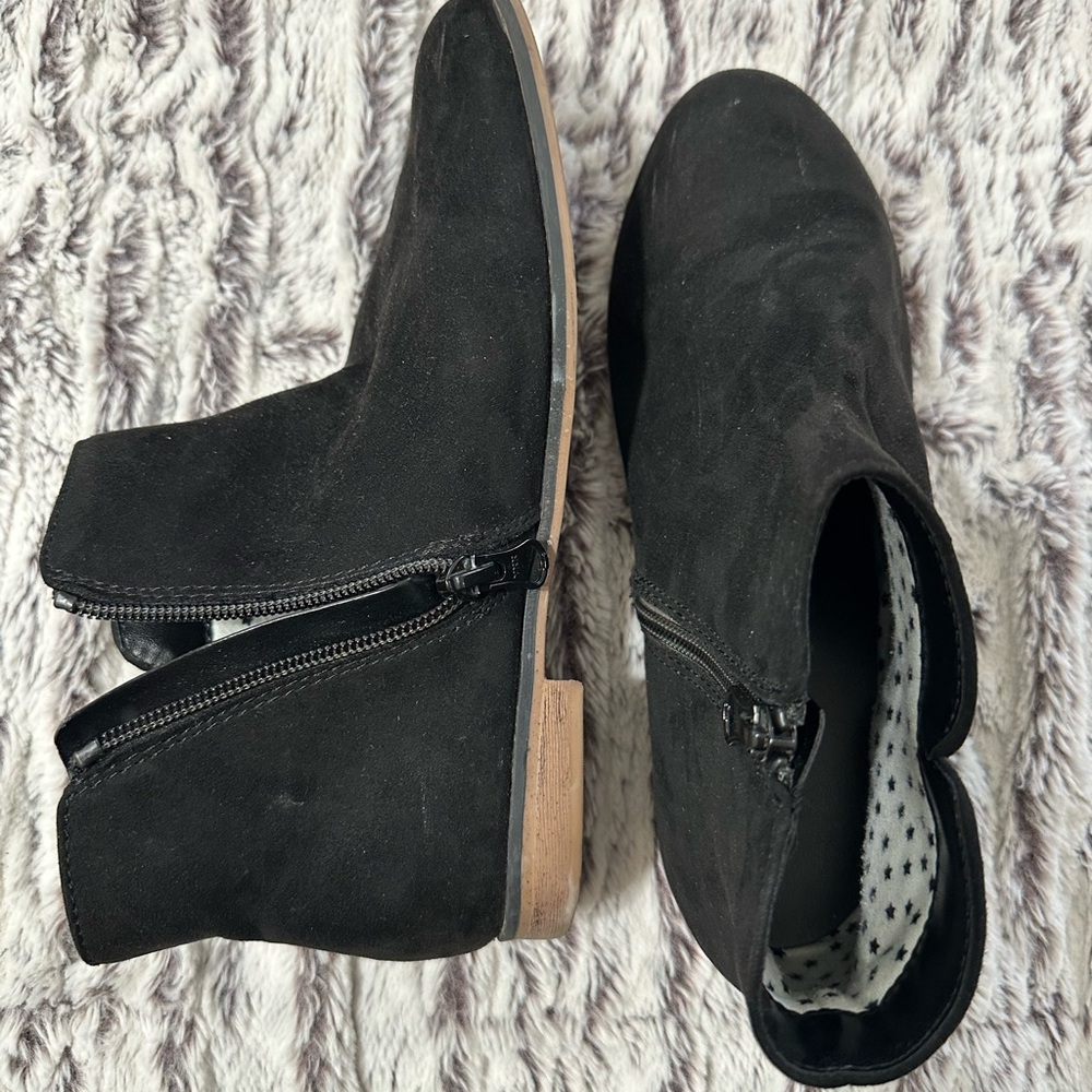 Cat & Jack Black Kids Boots